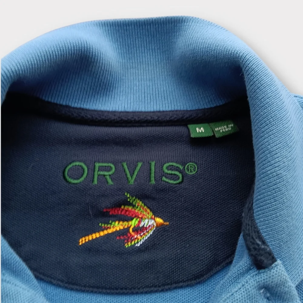 ORVIS MEN'S SIZE MEDIUM BLUE LONG SLEEVE COLLAR 1/4 BUTTON SHIRT. - Picture 2 of 6
